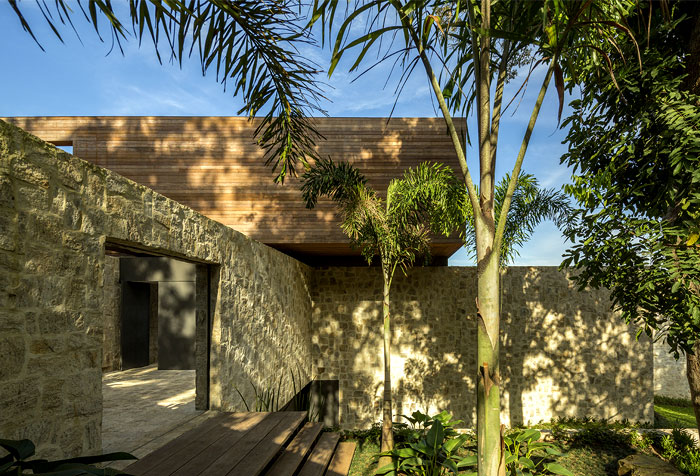 al-house-studio-arthur-casas-garden