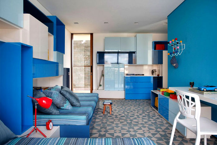 bright-blue-color-bedroom