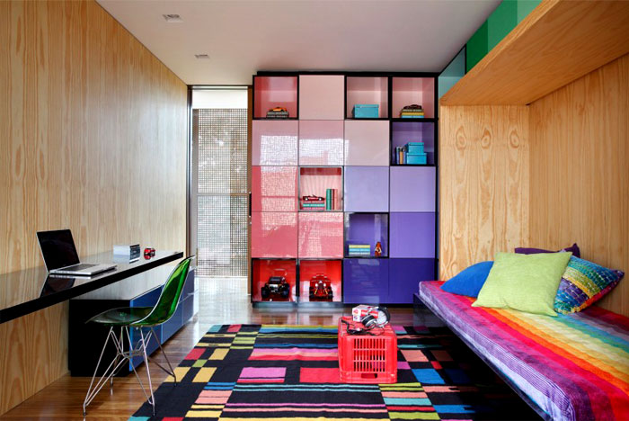 bright-color-bedroom