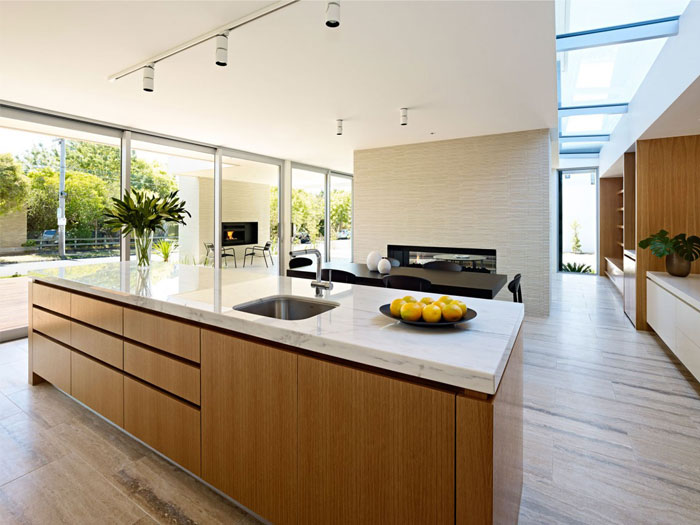 california-house-kitchen-decor