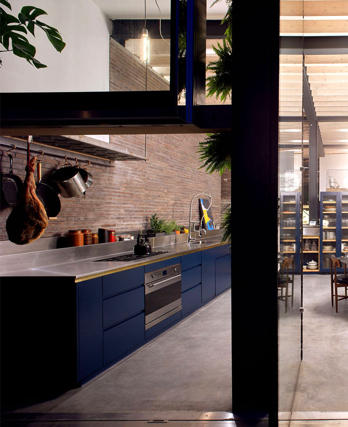 exposed brick kitchen 2