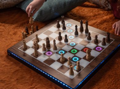 Revolutionary AI-Powered Chessboard 'GoChess'