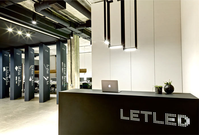 let-led-office-interior-zooi-design-16