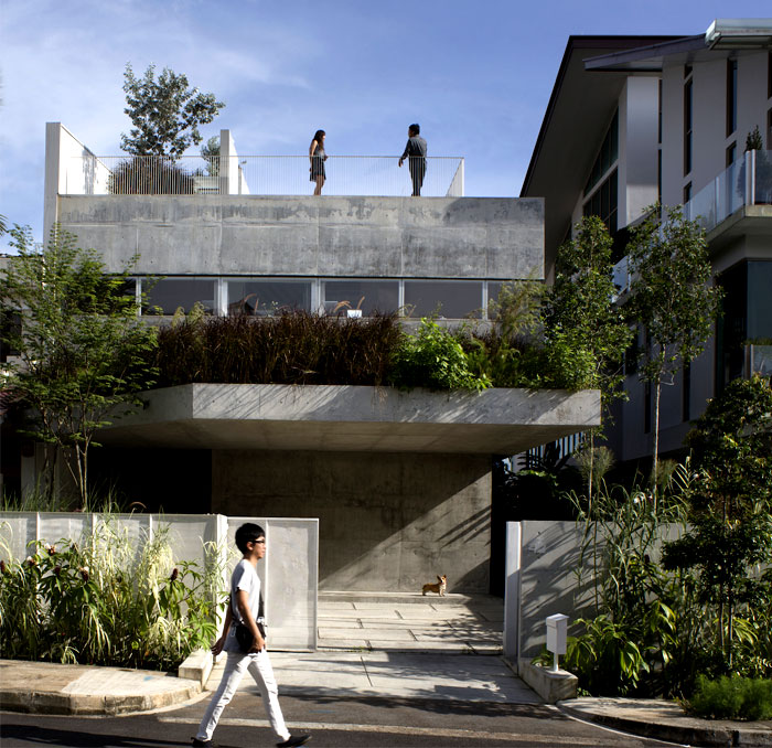 terracing-rooftop-house-singapore