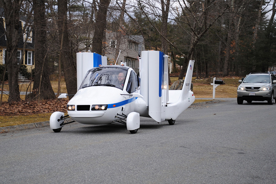 Terrafugia TRANSITION flying car