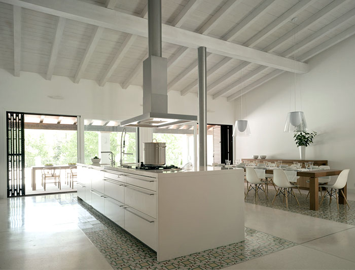 white-kitchen-interior